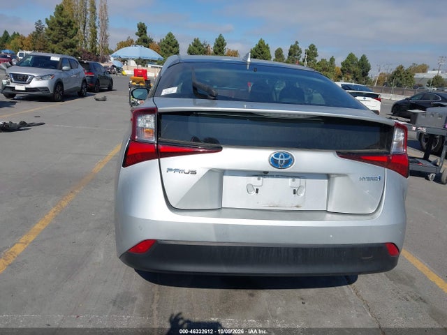 2019 TOYOTA PRIUS LE 16