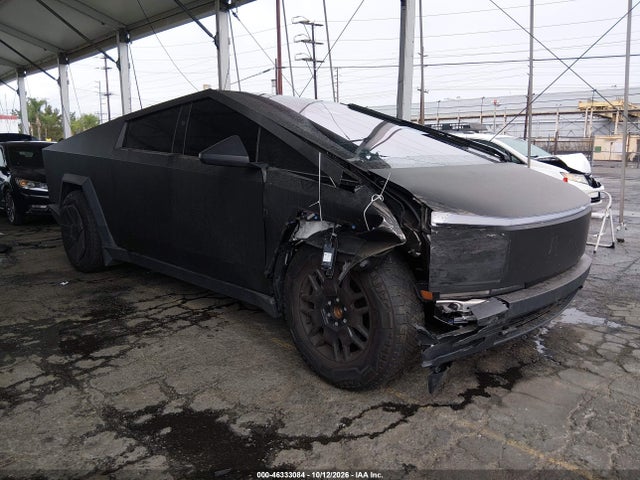 2025 TESLA CYBERTRUCK CYBERBEAST