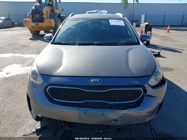 2017 KIA NIRO TOURING 13