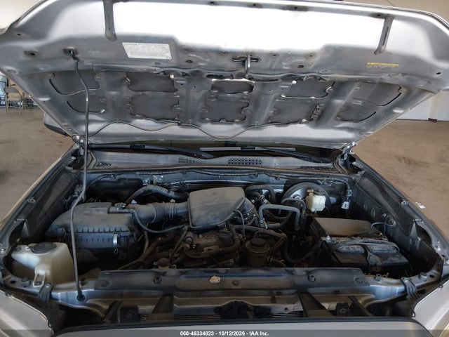 2017 TOYOTA TACOMA SR 10