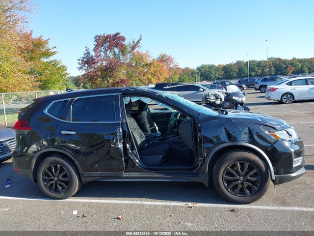 2018 NISSAN ROGUE SV 12