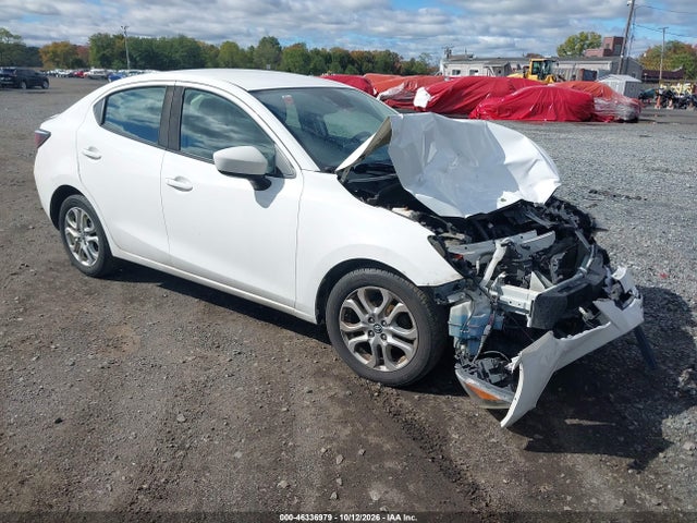 2017 TOYOTA YARIS IA