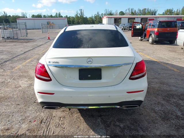 2018 MERCEDES-BENZ E 300 16