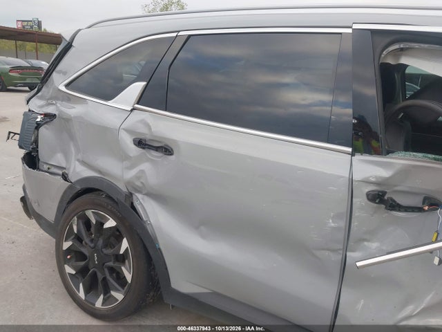 2025 KIA SORENTO EX 18