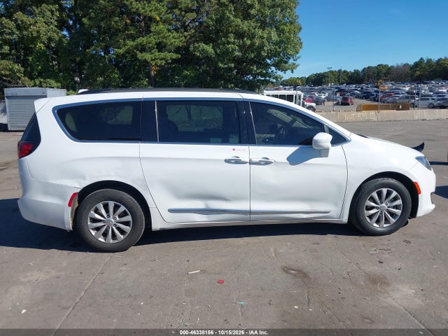 2017 CHRYSLER PACIFICA TOURING-L 13