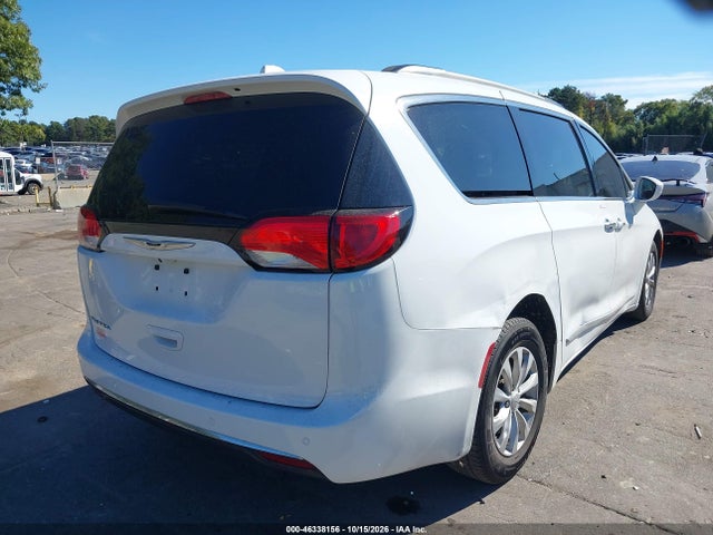 2017 CHRYSLER PACIFICA TOURING-L 4