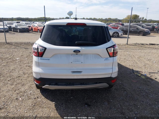 2017 FORD ESCAPE SE 16