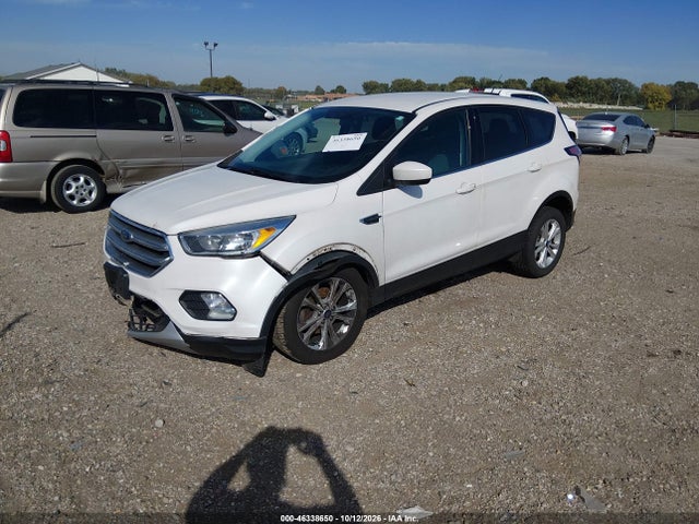 2017 FORD ESCAPE SE 2