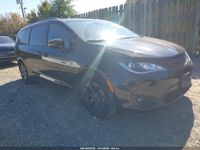 2019 CHRYSLER PACIFICA HYBRID LIMITED