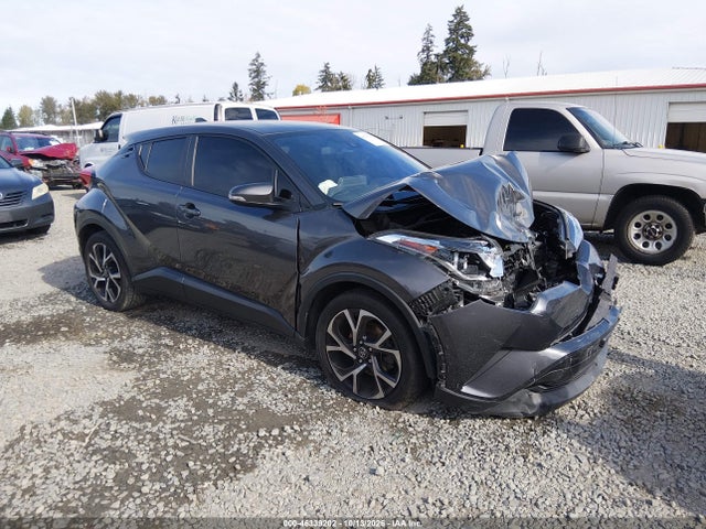 2019 TOYOTA C-HR XLE