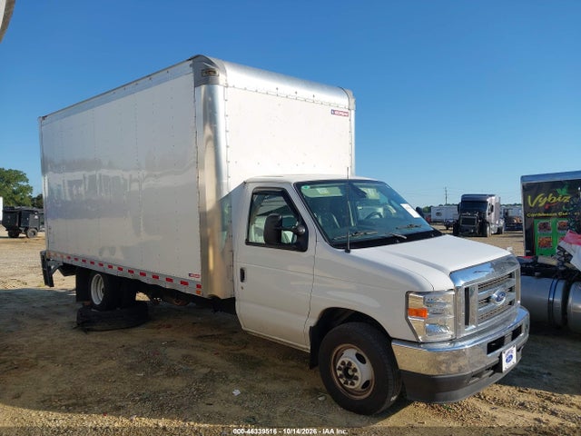 2025 FORD E-450 CUTAWAY 17