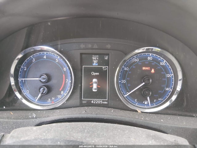 2019 TOYOTA COROLLA SE 7