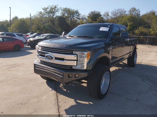 2017 FORD F-250 LARIAT 6