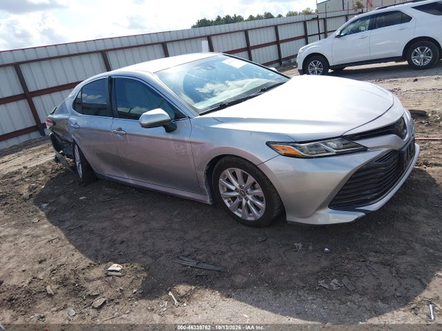 2018 TOYOTA CAMRY LE