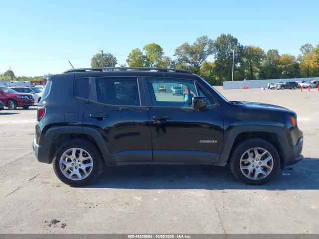 2017 JEEP RENEGADE LATITUDE 4X4 14