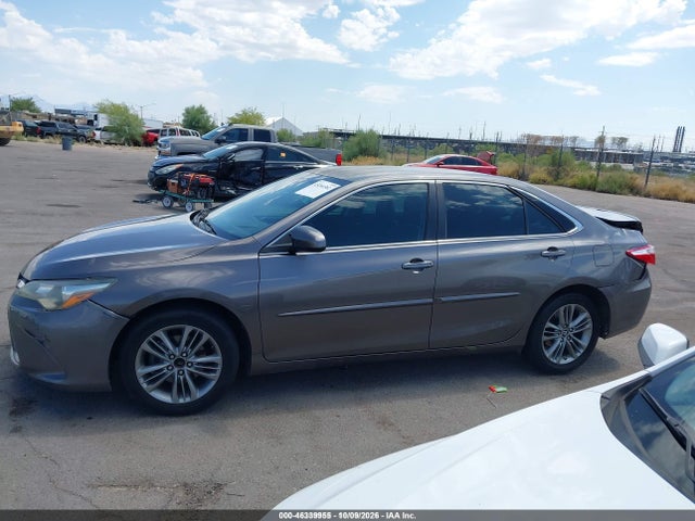 2017 TOYOTA CAMRY SE 13