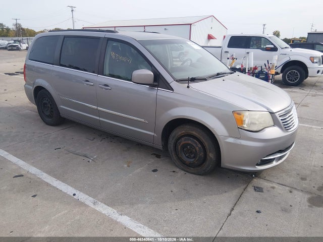 2016 CHRYSLER TOWN & COUNTRY TOURING