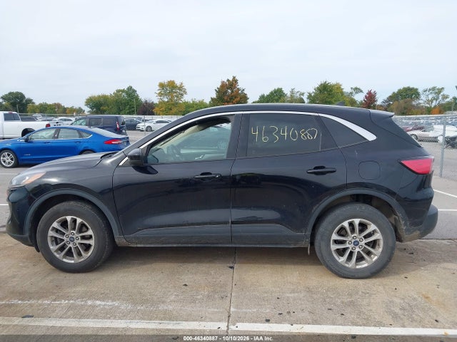 2020 FORD ESCAPE SE 14