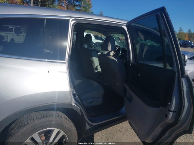 2017 HONDA PILOT EX-L 8