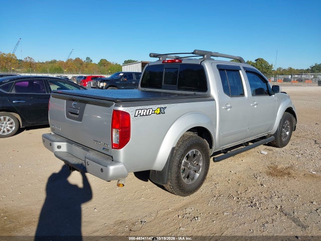2017 NISSAN FRONTIER PRO-4X 4