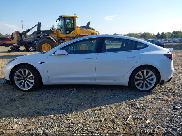 2018 TESLA MODEL 3 LONG RANGE/PERFORMANCE 13