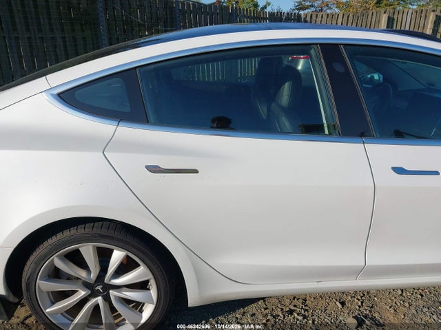 2018 TESLA MODEL 3 LONG RANGE/PERFORMANCE 8