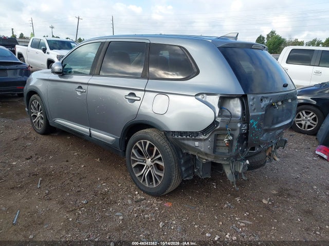 2017 MITSUBISHI OUTLANDER SE/SEL 3