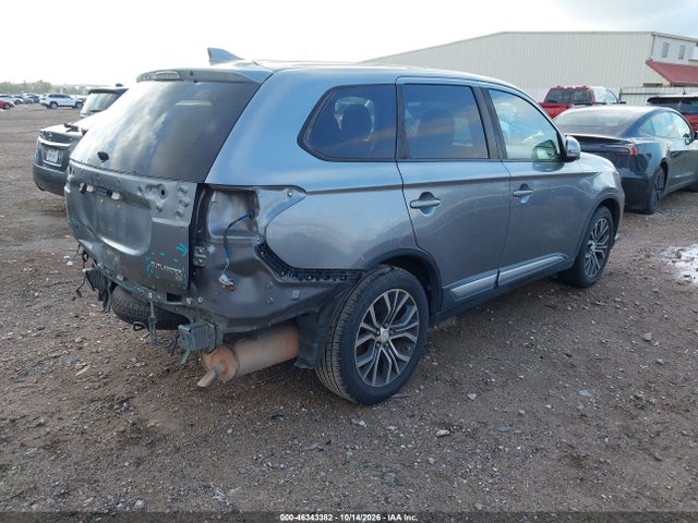 2017 MITSUBISHI OUTLANDER SE/SEL 4
