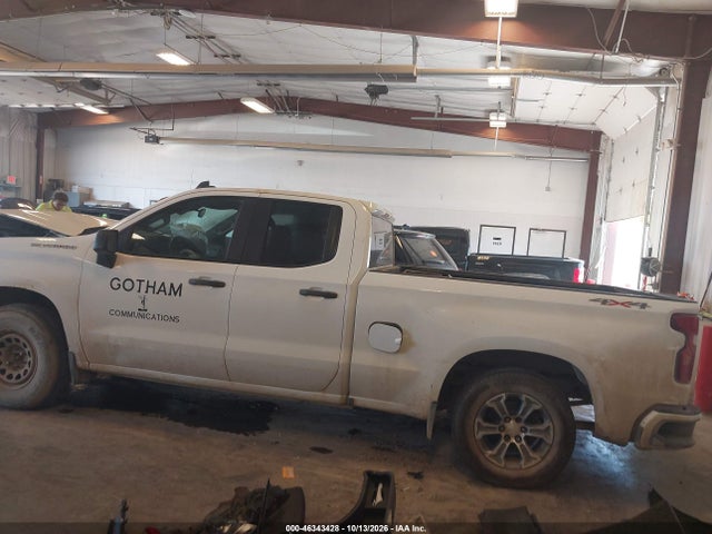 2019 CHEVROLET SILVERADO 1500 CUSTOM 3