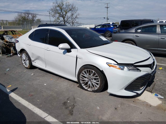 2018 TOYOTA CAMRY XLE V6