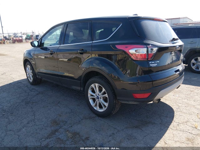 2017 FORD ESCAPE SE 3