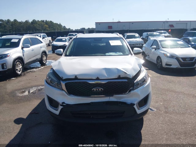 2017 KIA SORENTO 2.4L LX 12