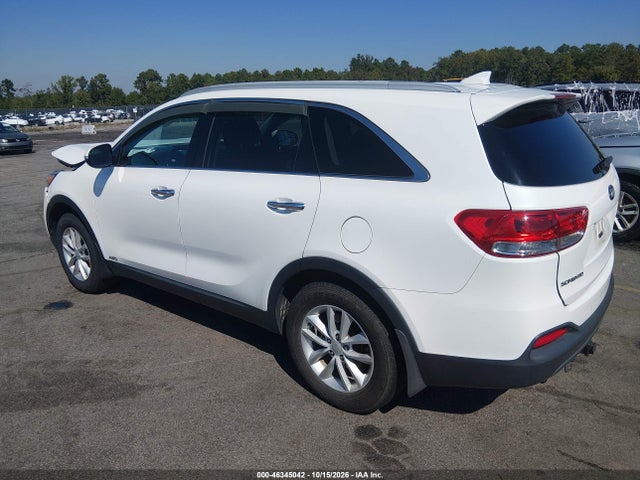 2017 KIA SORENTO 2.4L LX 3