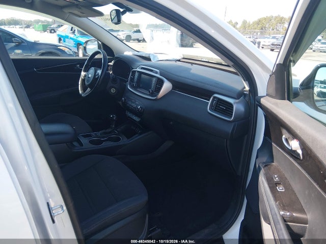 2017 KIA SORENTO 2.4L LX 5