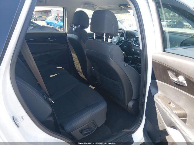 2017 KIA SORENTO 2.4L LX 8