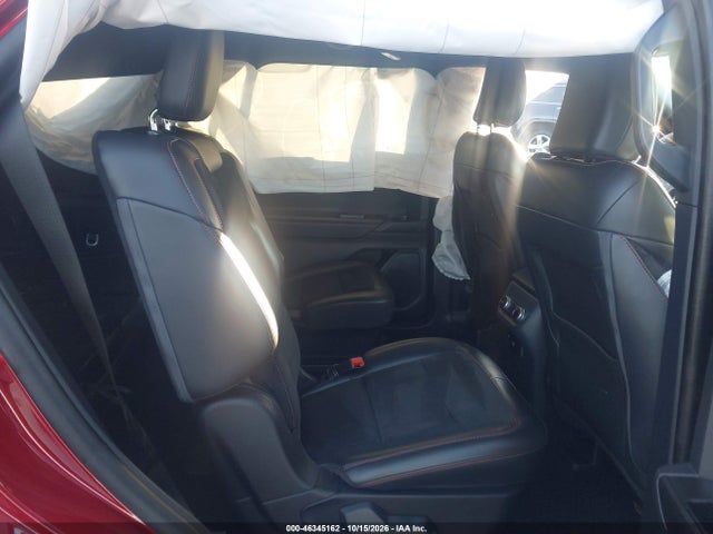 2025 FORD EXPLORER ST 8