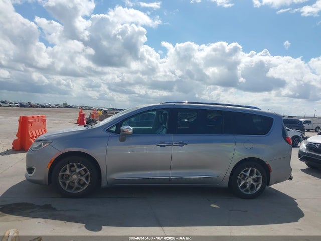 2018 CHRYSLER PACIFICA LIMITED 13