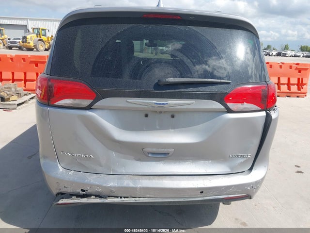 2018 CHRYSLER PACIFICA LIMITED 6