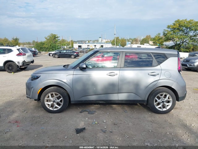 2023 KIA SOUL LX 14