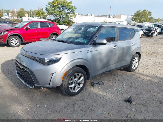 2023 KIA SOUL LX 2