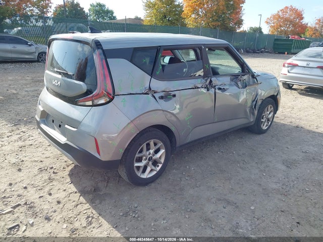 2023 KIA SOUL LX 4