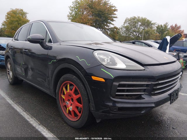 2020 PORSCHE CAYENNE