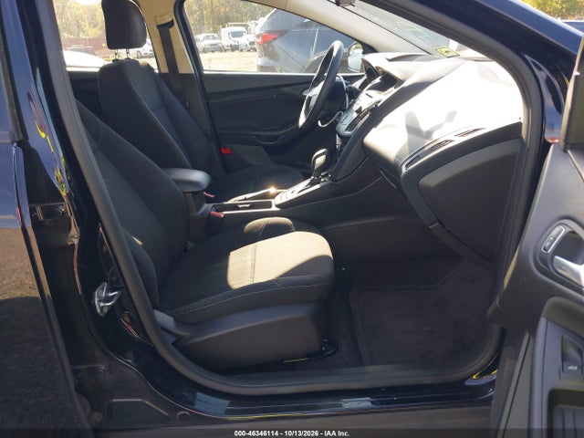 2017 FORD FOCUS SE 5