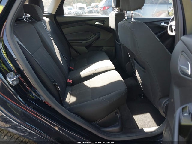 2017 FORD FOCUS SE 8