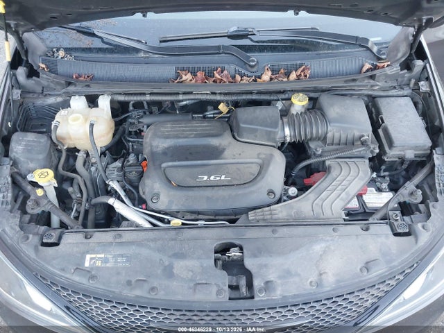 2018 CHRYSLER PACIFICA TOURING L PLUS 10
