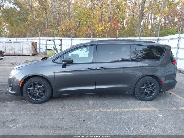 2018 CHRYSLER PACIFICA TOURING L PLUS 14