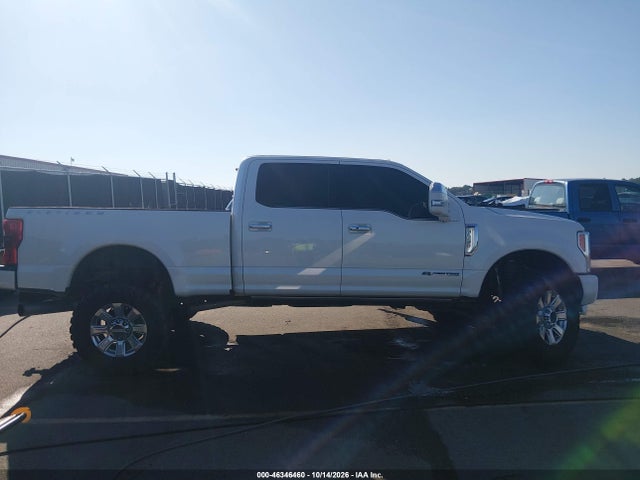 2017 FORD F-250 PLATINUM 13