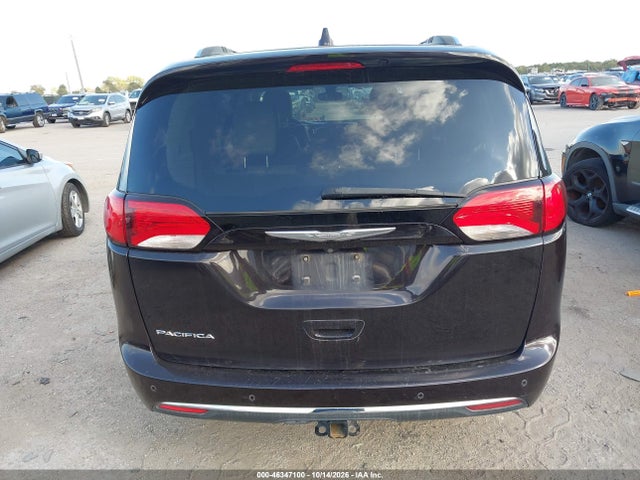 2017 CHRYSLER PACIFICA 16