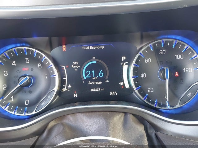 2017 CHRYSLER PACIFICA 7