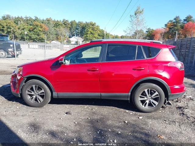 2017 TOYOTA RAV4 XLE 14